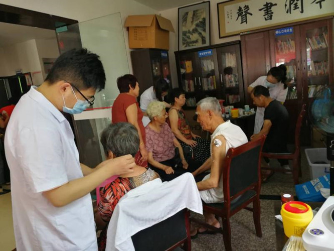 丁岙村义诊 (3)_副本.jpg